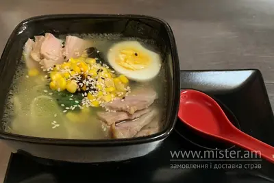Рамен на курячому бульйоні Дівчинка Дракон undefined фото