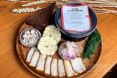 Сало перемелене з часником н/ф Варенична Балувана Галя undefined фото