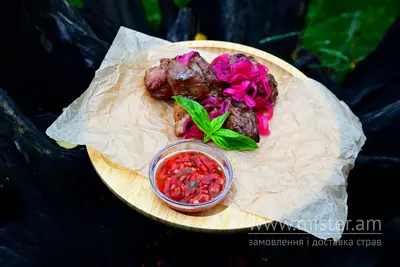Шашлик зі свинини з соусом BBQ класичним Ресторація Озеро undefined фото