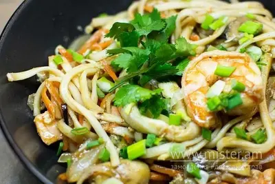 Удон з морепродуктами Woka undefined фото
