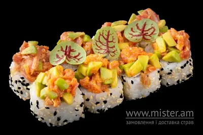 Рол "Якудза" з лососем в кунжуті Sushi-Pizza by La Spezia (вул.Харківська, 5/1) undefined фото