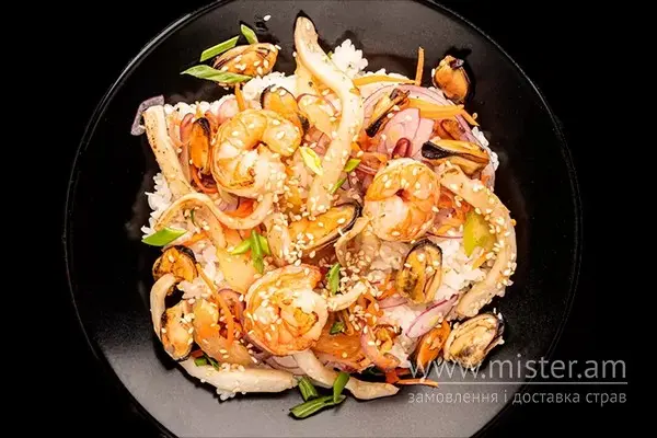 Рисова локшина WOK з морепродуктами - "Sushi-Pizza by La Spezia (вул.Харківська, 5/1)" в Сумах фото