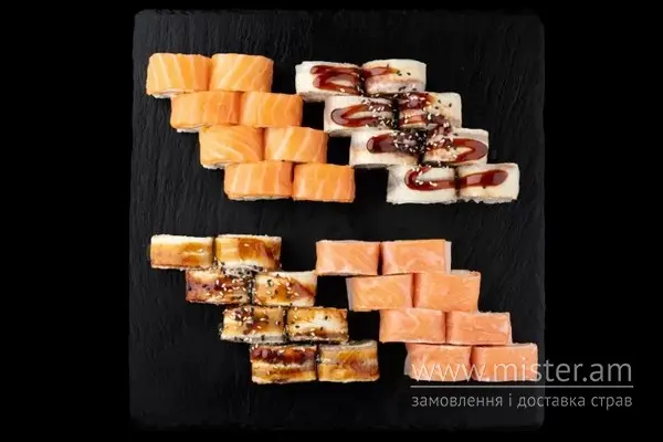 Суші-сет "Фірмовий від шефа" - "Sushi-Pizza by La Spezia (вул.Харківська, 5/1)" в Сумах фото