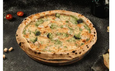 Піца з індичкою та броколі   TREBA Pizza & Sushi undefined фото