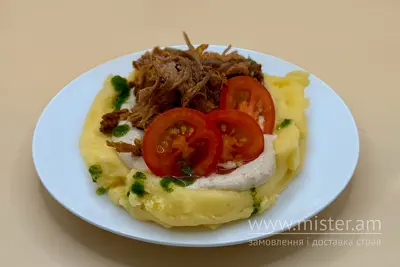 Рвана свинина з картопляним пюре та грибним соусом Gabar undefined фото