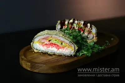 Суші бургер з тунцем та манго Guava Sushi undefined фото