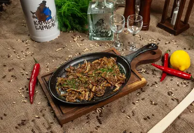 Вушка молодого поросяти Карабас Барабас на вул.Виниченка undefined фото