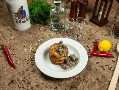 Деруни з грибним соусом Карабас Барабас на вул.Виниченка undefined фото