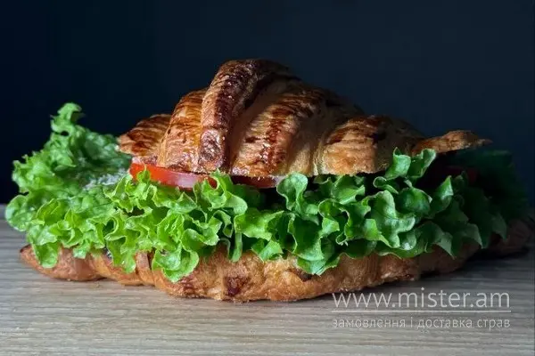 Сендвіч з куркою та беконом - "Маківка" в Черкасах фото