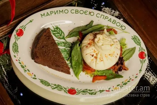 Наша буррата з солодким перцем - "Простір" в Хмельницькому фото