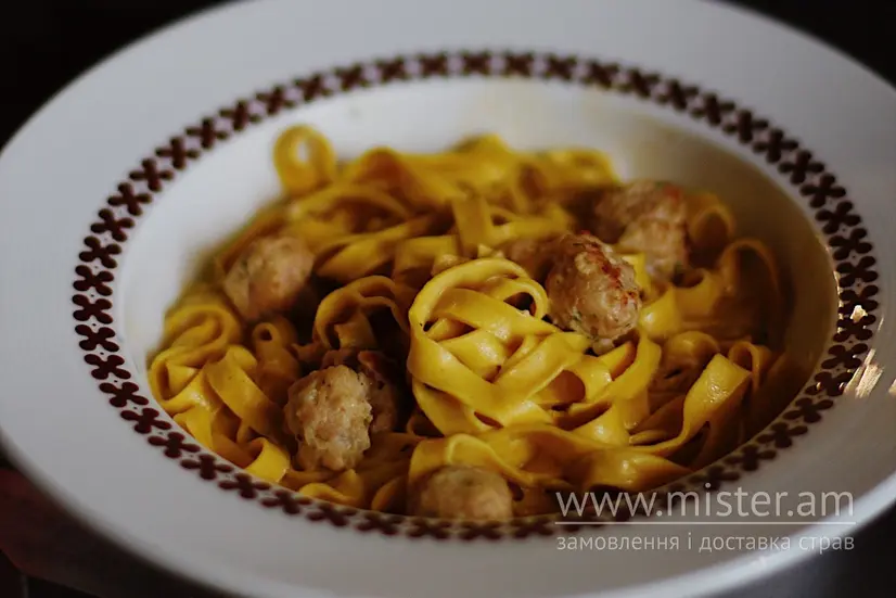 Вершкова паста з мітболами - "Pasta Basta" в Чернігові фото 