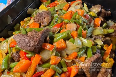 Яловичина з овочами М'ясна крамниця undefined фото
