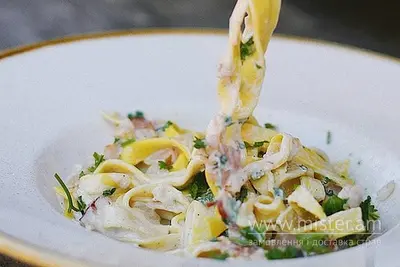 Тальятеле з горгонзолою та шинкою																 Pasta Basta undefined фото