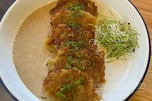 Деруни з грибним соусом (пісні) - "Bruno" в Чернівцях фото