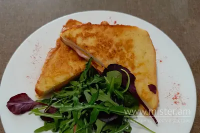 Тост з копченою куркою Makko BBQ undefined фото