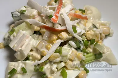 Салат з крабовим паличками та свіжим огірком М'ясна крамниця undefined фото