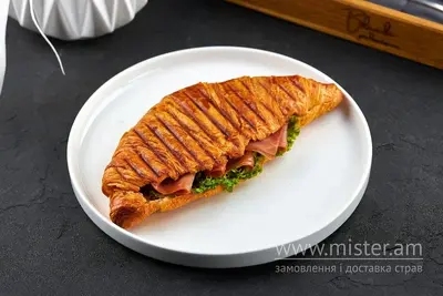 Круасан з хамоном і грушею Bilcake undefined фото