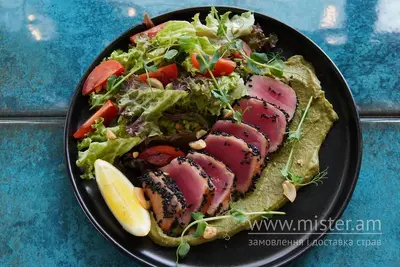 Салат з тунцем Fish Bar undefined фото