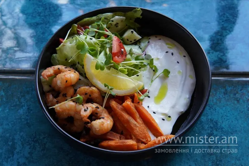 Салат з бататом та креветками - "Fish Bar" в Хмельницькому фото 