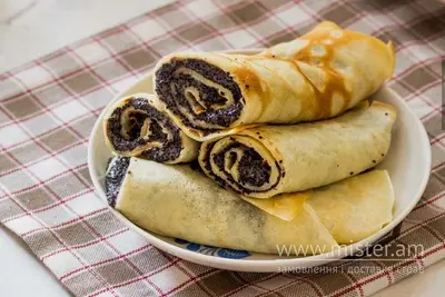 Млинець з маком Жовтий човен undefined фото