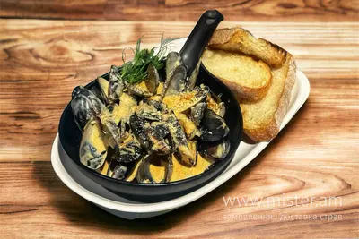 Мідії в мушлі у вершковому соусі Trattoria undefined фото