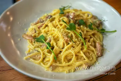 Спагеті алла Карбонара Trattoria undefined фото