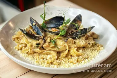 Тальятеле з морепродуктами Trattoria undefined фото