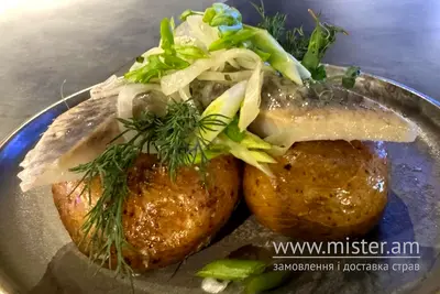 Картопля з оселедцем Trattoria undefined фото