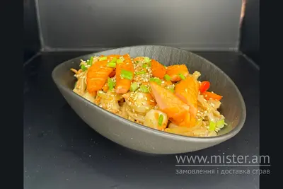 Удон з лососем та креветкою Метр Пива&Суші undefined фото