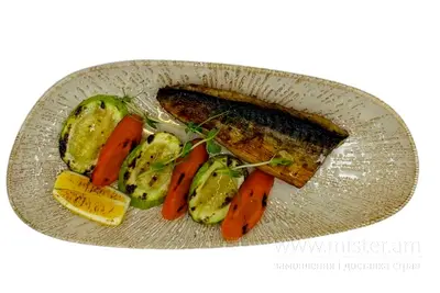 Філе скумбрії запечене з овочами гриль Amici Felici undefined фото