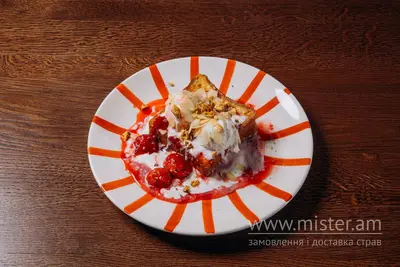 Френч тост з морозивом та полуницею Print Café undefined фото