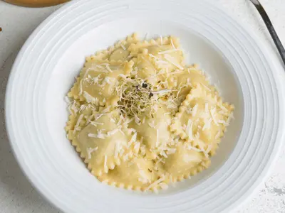 Равіолі з моцарелою та зеленню GoodFood undefined фото