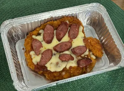 Шніцель з Баварськими ковбасками GoodFood undefined фото