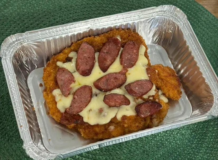 Шніцель з Баварськими ковбасками - "GoodFood" в Білій Церкві фото 