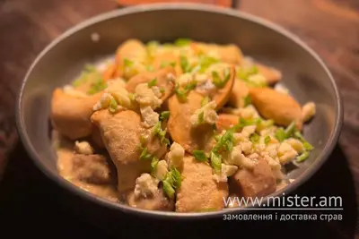 Вареники з курячим м'ясом та картоплею смажені у фритюрі Free House undefined фото