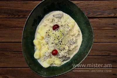 Картопляні галушки з куркою та грибами Хата Багата undefined фото