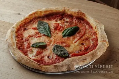Піца "Маргарита фермерська моцарела" Pizza Plus undefined фото