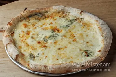 Піца "Квадро Формаджо" Pizza Plus undefined фото