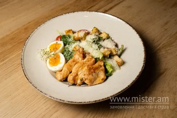 Салат "Цезар" з куркою під анчоусним соусом - "Pizza Plus" в Івано-Франківську фото 