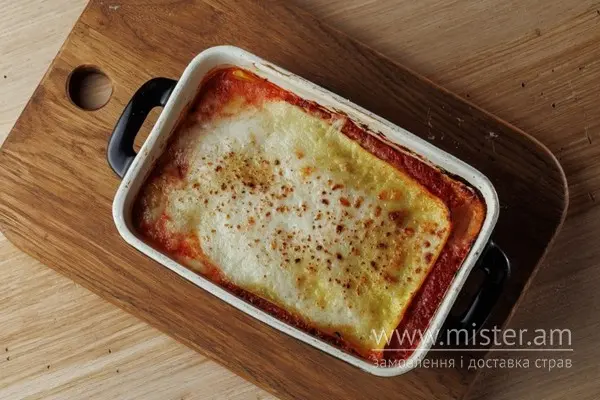 Лазання з соусом Болоньєзе - "Pizza Plus" в Івано-Франківську фото
