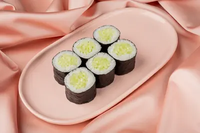 Макі огірок Aura Sushi undefined фото