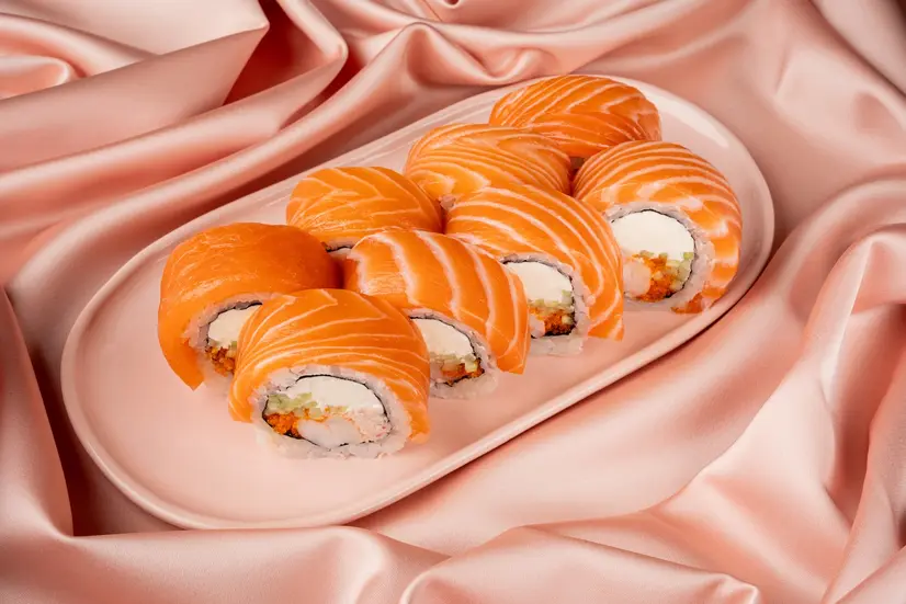 Філа максі лосось - "Aura Sushi" в Києві фото 