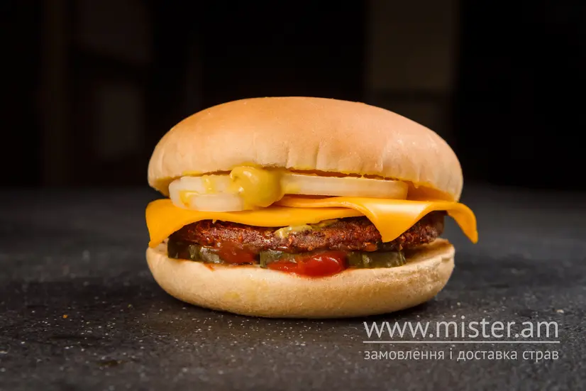 Чізбургер Класік - "SNACK & BURGERS" в Дрогобичі фото 