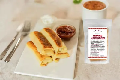 Млинці з копченою куркою, сулугуні й томатами Мама Готувала undefined фото