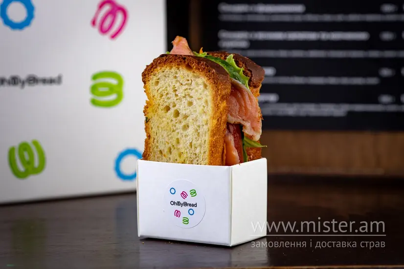 Сендвіч з червоною рибою - "OhMyBread" в Чернігові фото 