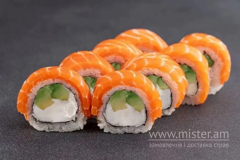 Рол "Філадельфія" з лососем і авокадо - "SushiMO" в Чернівцях фото 