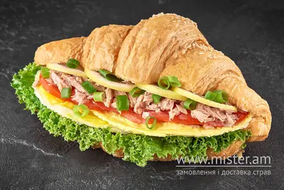 Круасан з тунцем Lviv croissant undefined фото