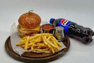 Комбо бургер Chicken Valber Pub undefined фото