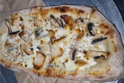 Піцета з курячим філе, печерицями та горгонзолою Картотека undefined фото
