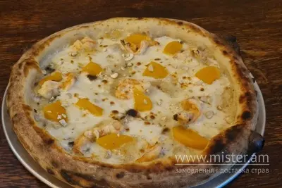 Піца з креветками та персиками Картотека undefined фото